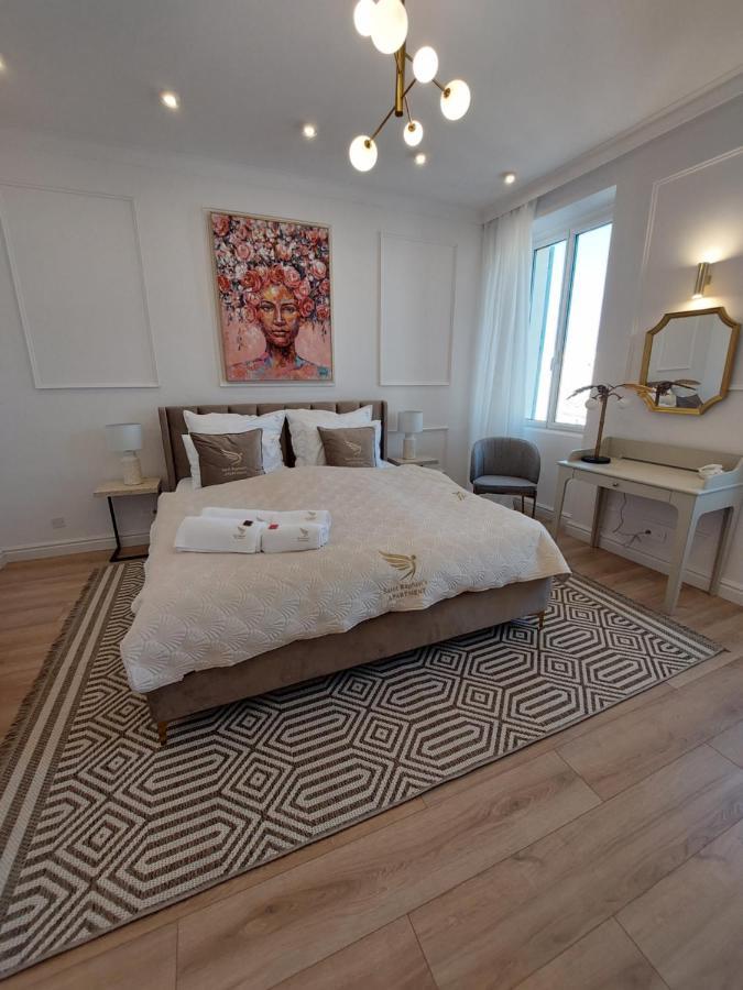 Raphael's Apartment, Classe 3 Etoiles *
